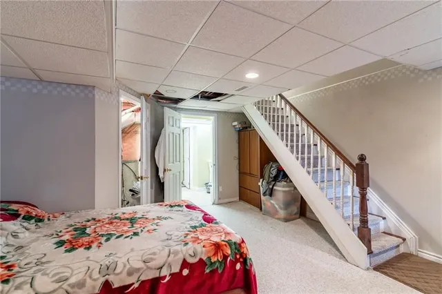 Additional property image - 16 NEWELL Crt