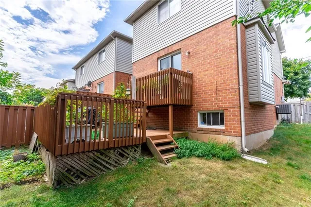 Additional property image - 16 NEWELL Crt