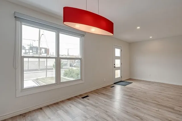 Additional property image - 7 GARSIDE Ave