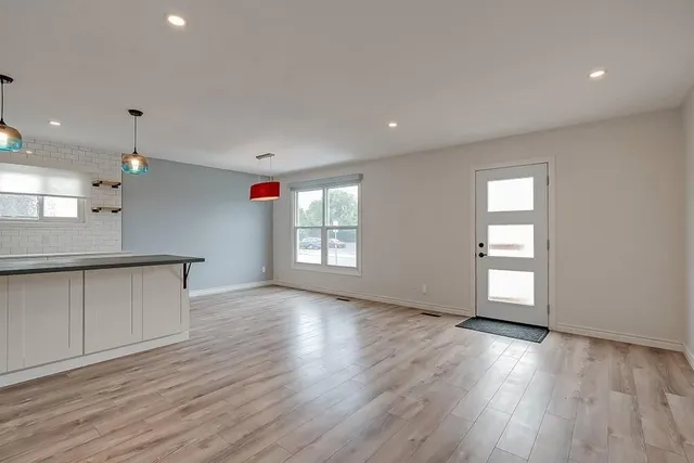 Additional property image - 7 GARSIDE Ave