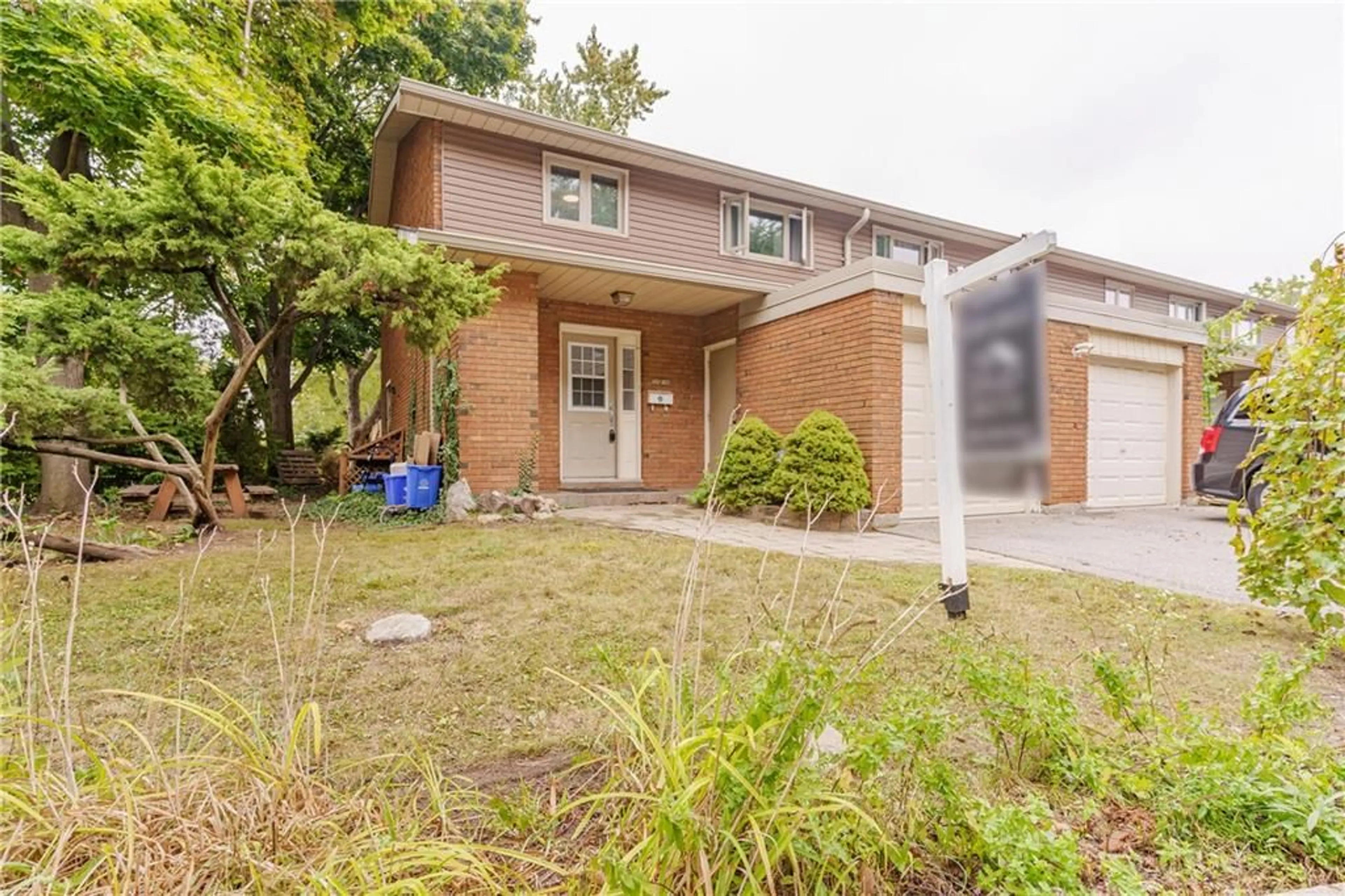 Frontside or backside of a home for 1270 GAINSBOROUGH Dr #11, Oakville Ontario L6H 2L2