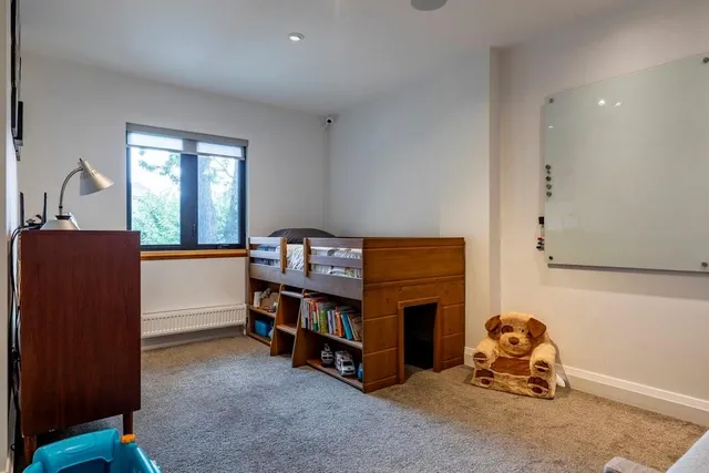 Additional property image - 15 MELROSE Ave