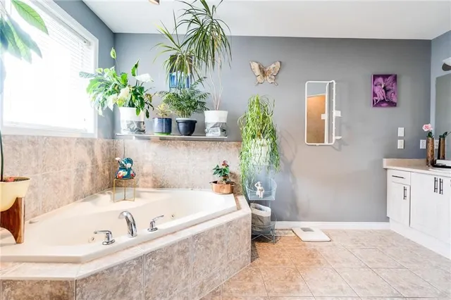 Additional property image - 72 SIDNEY Cres