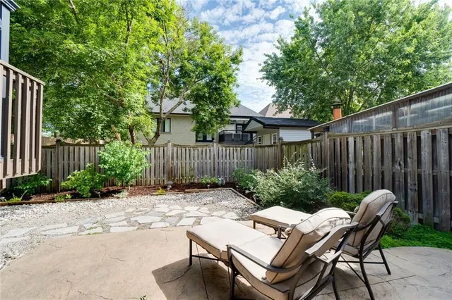 Additional property image - 72 SIDNEY Cres