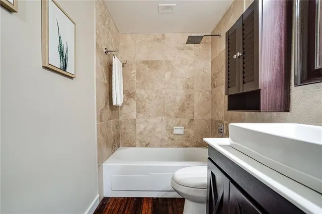Additional property image - 250 SCARLETT Rd Unit PH 2012