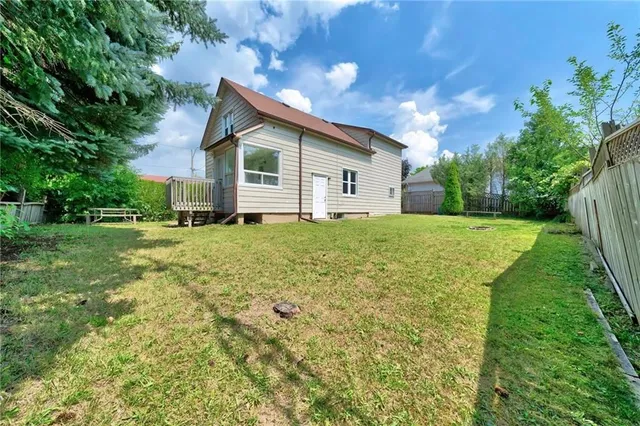 Additional property image - 227 FAIRWAY Rd