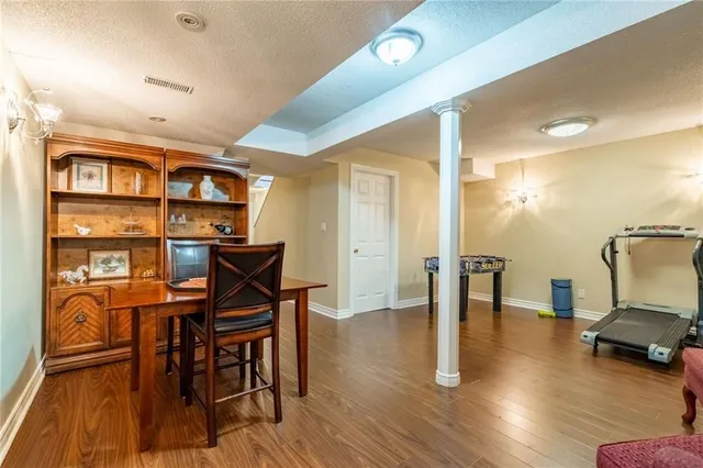 Additional property image - 67 GOLDEN IRIS Cres