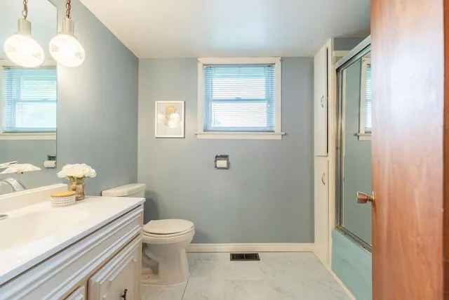 Additional property image - 34 BALDWIN St