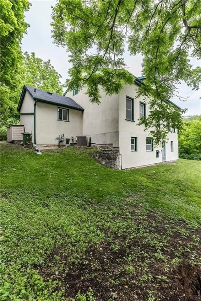 Additional property image - 34 BALDWIN St