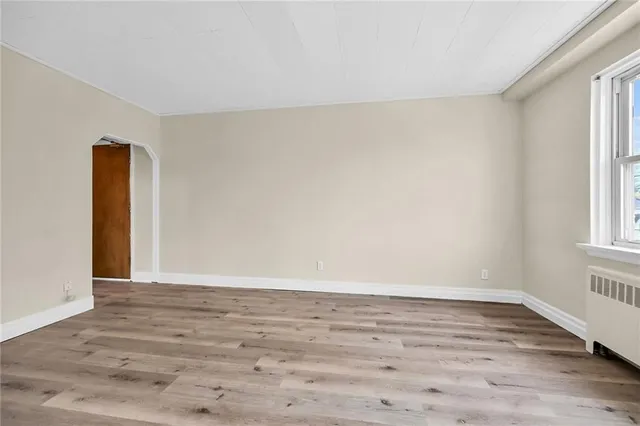 Additional property image - 802 KING St Unit 5