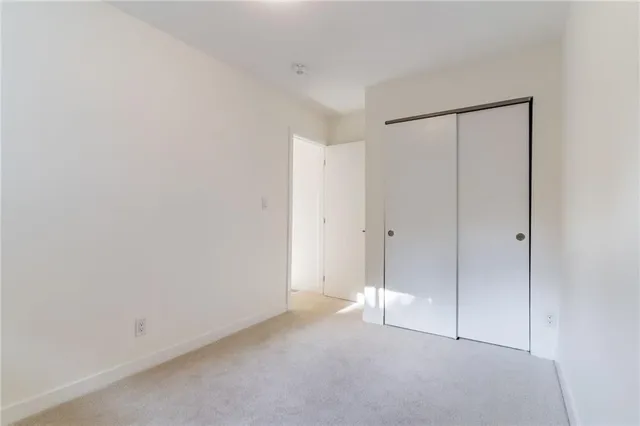 Additional property image - 76 WOODMAN Dr