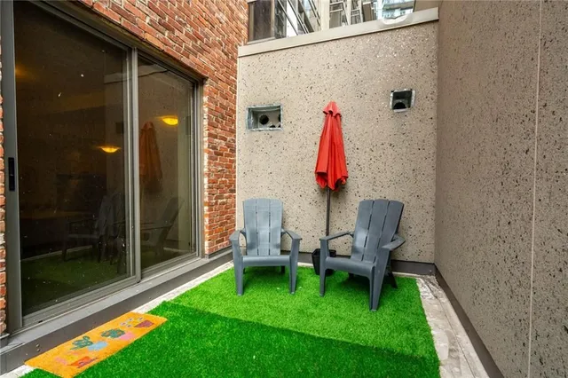 Additional property image - 150 MAIN St Unit 316