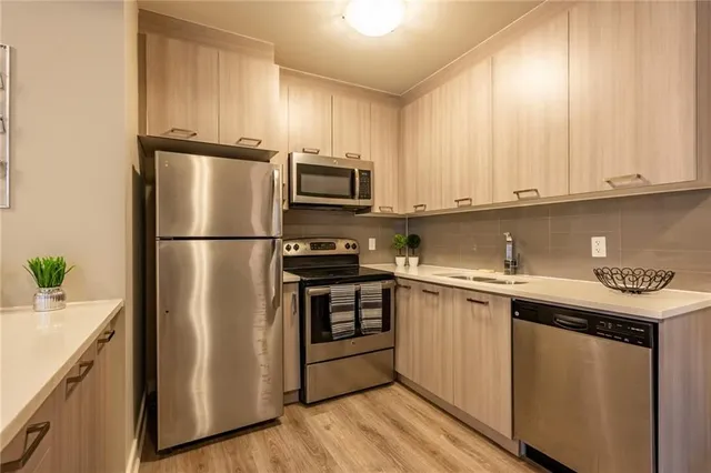 Additional property image - 150 MAIN St Unit 316