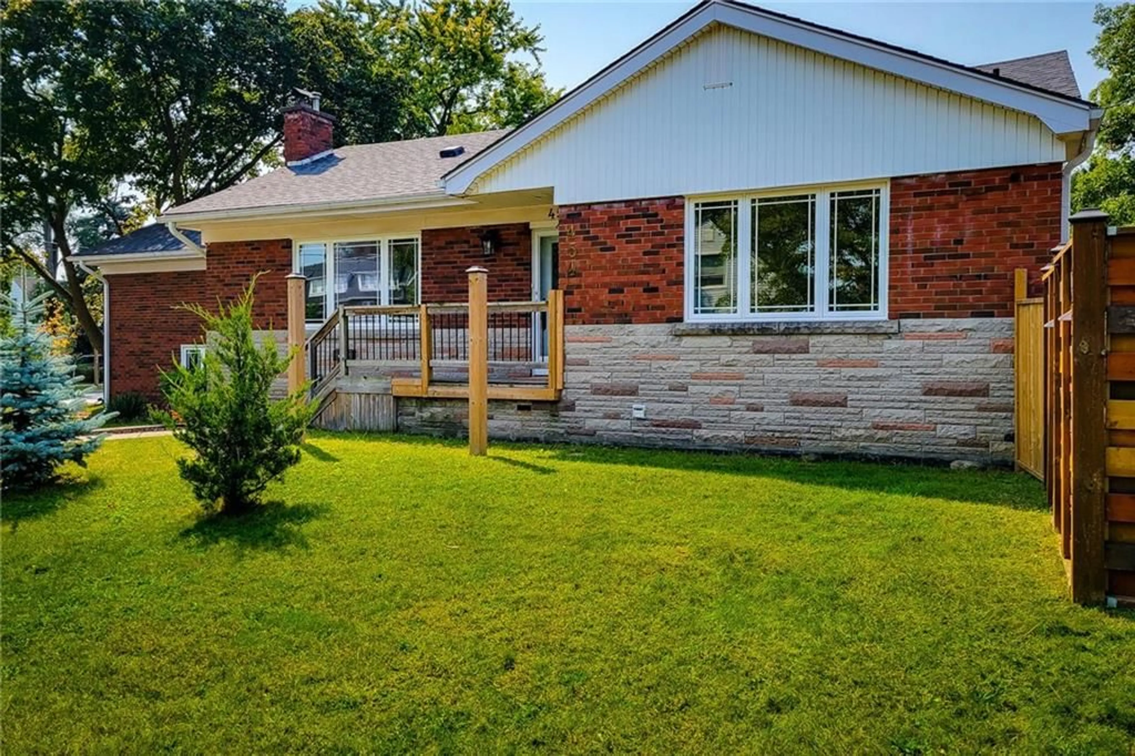 Home with brick exterior material for 454 MAYZEL Rd, Burlington Ontario L7R 3C3