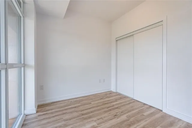 Additional property image - 470 DUNDAS St Unit 902