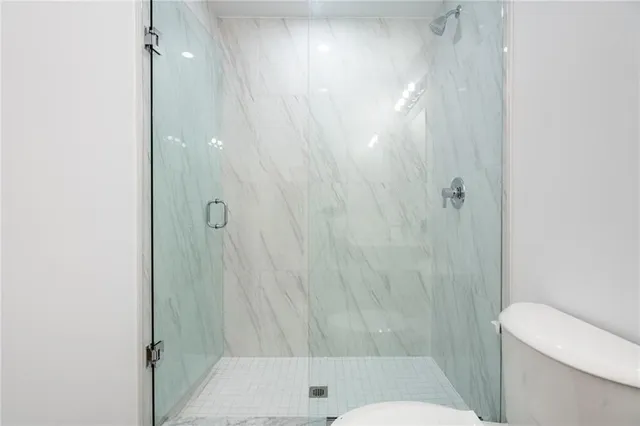 Additional property image - 470 DUNDAS St Unit 902