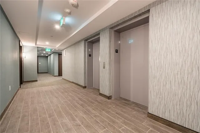Additional property image - 470 DUNDAS St Unit 902