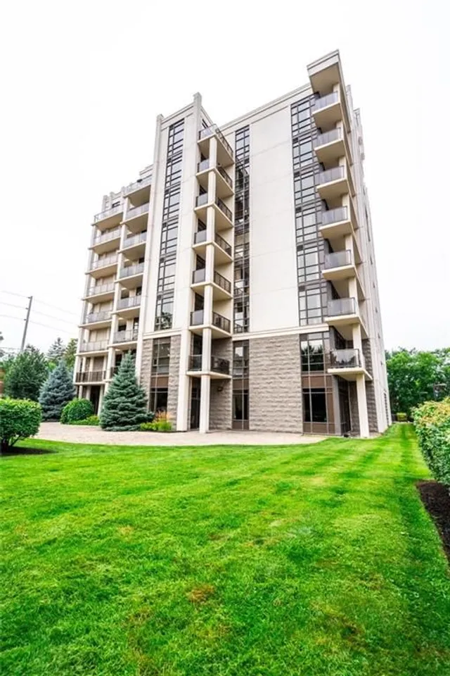 Additional image 44 of 90 CHARLTON Ave Unit 308
