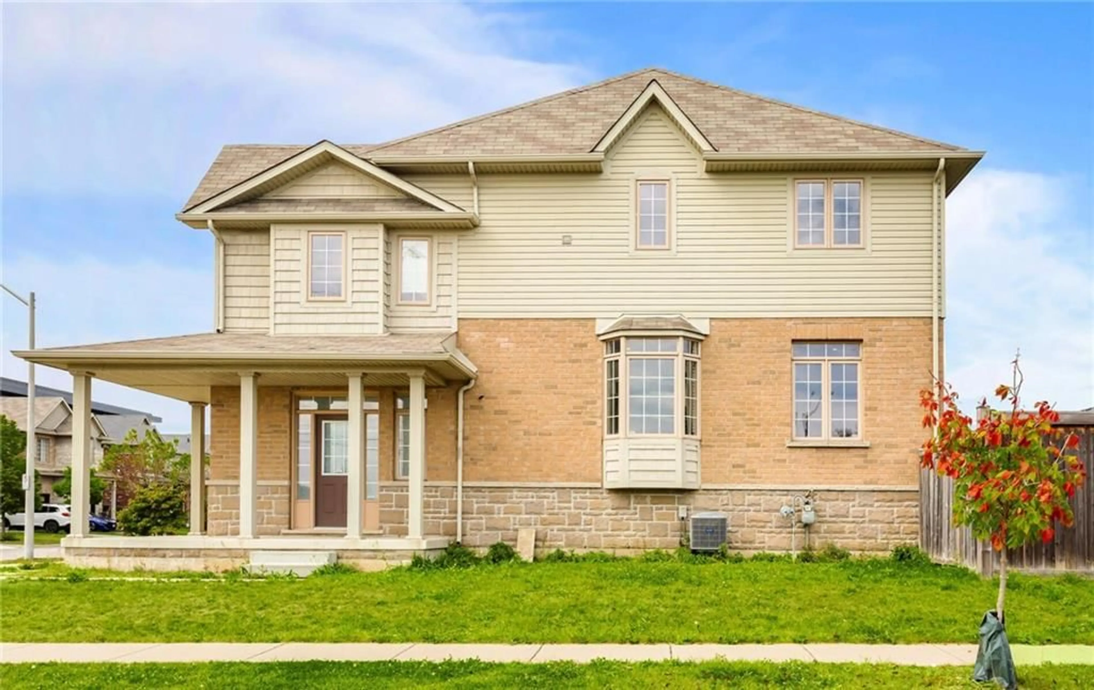 Home with brick exterior material for 83 BANKFIELD Cres, Stoney Creek Ontario L8J 0C1