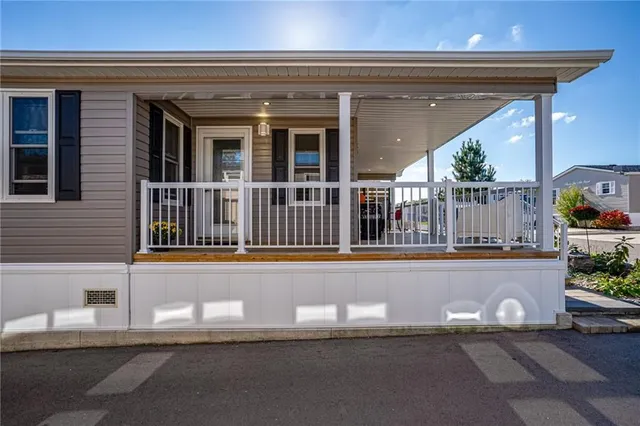 Additional property image - 4449 MILBUROUGH Line Unit 34 Ash St