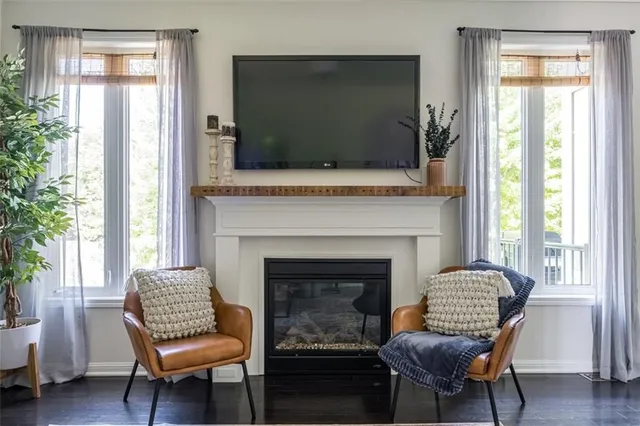 Additional property image - 120 PEER Crt