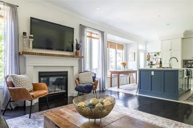 Additional property image - 120 PEER Crt