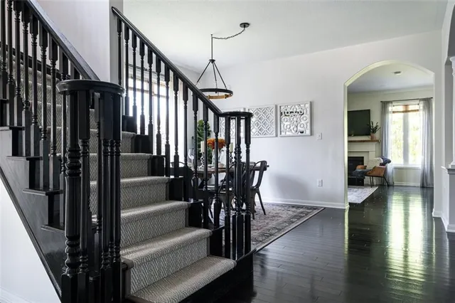 Additional property image - 120 PEER Crt