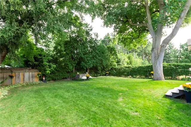 Additional image 6 of 1043 JOAN Dr