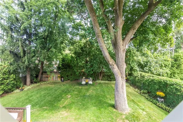 Additional image 4 of 1043 JOAN Dr