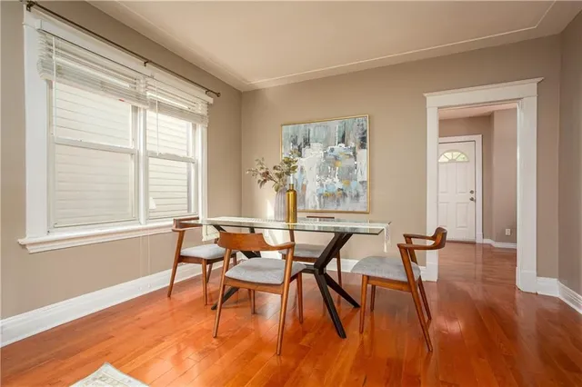 Additional property image - 209 WEIR St