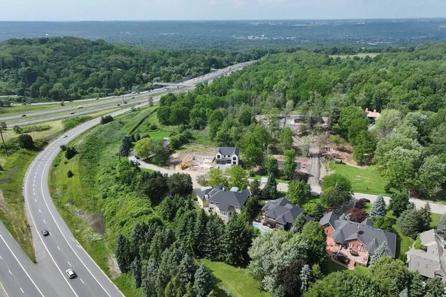 Additional property image - 950 OLD MOHAWK Rd