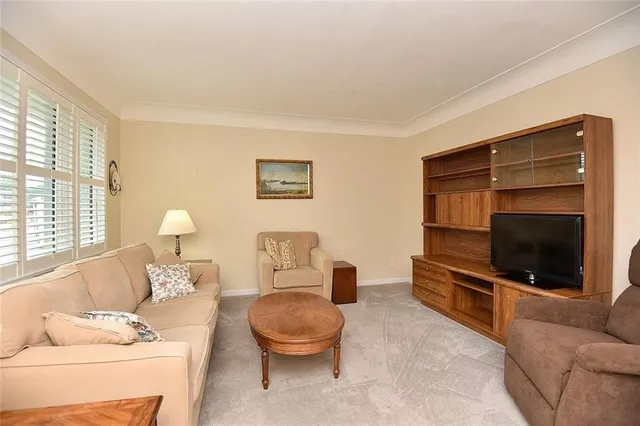Additional property image - 350 FENNELL Ave