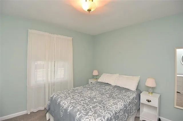 Additional property image - 350 FENNELL Ave