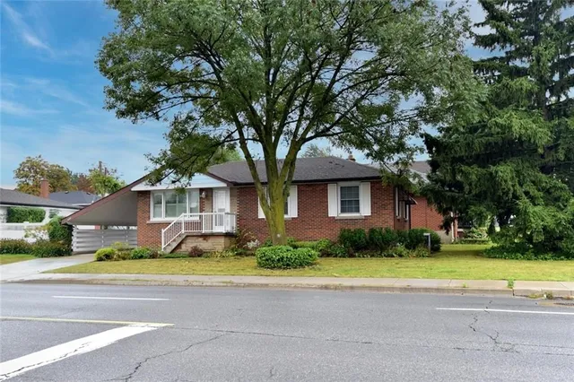 Additional property image - 350 FENNELL Ave