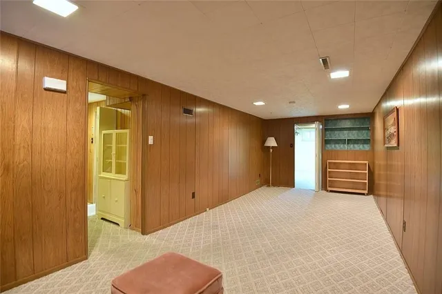Additional property image - 350 FENNELL Ave