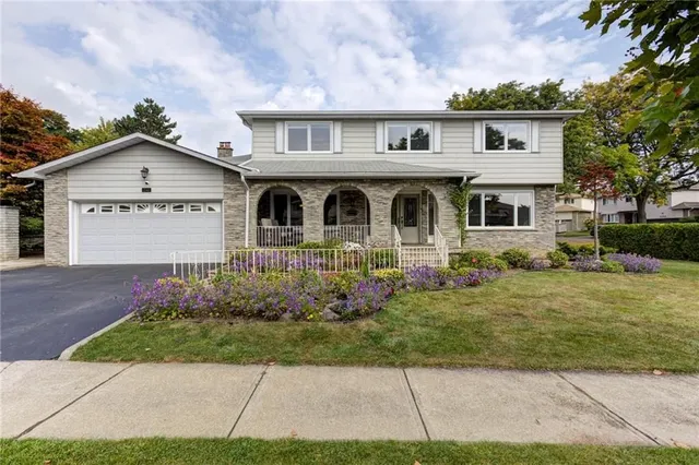 Additional property image - 2141 CARTIER Cres