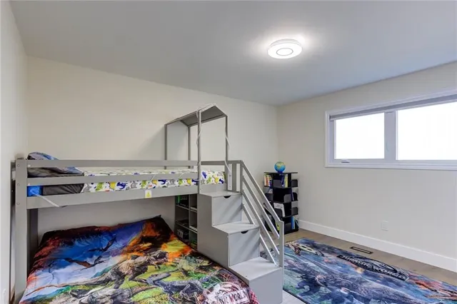 Additional property image - 2141 CARTIER Cres
