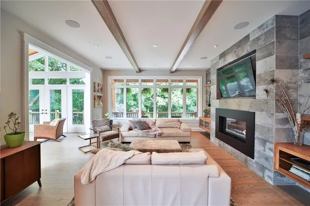 Additional property image - 298 SHOREVIEW Rd