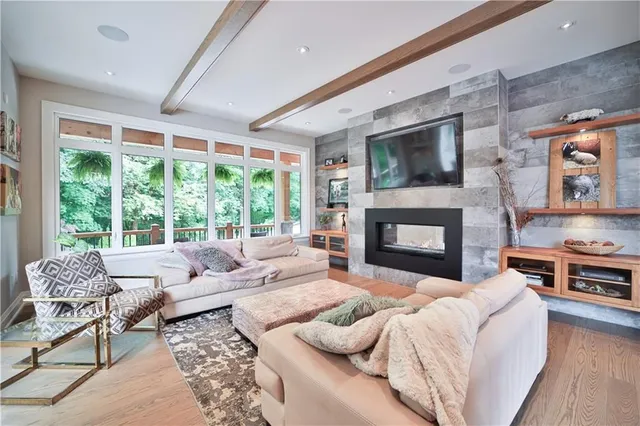 Additional property image - 298 SHOREVIEW Rd