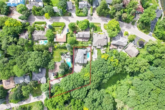 Additional property image - 298 SHOREVIEW Rd