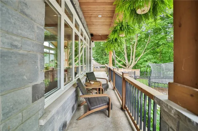 Additional property image - 298 SHOREVIEW Rd