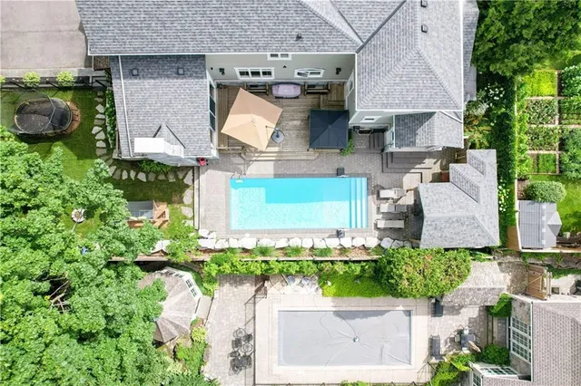 Additional property image - 298 SHOREVIEW Rd