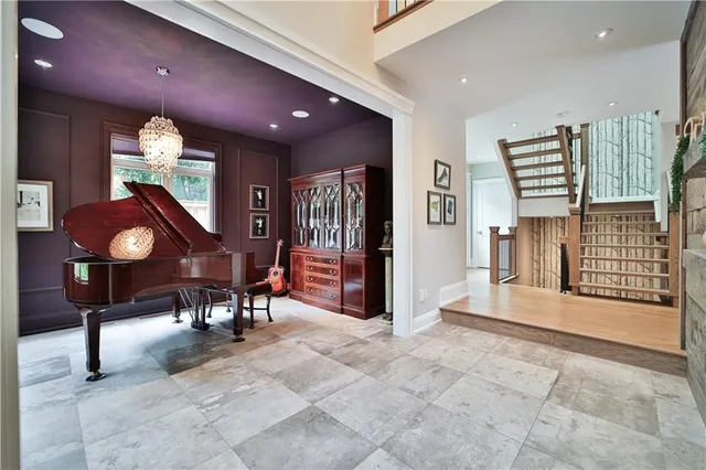 Additional property image - 298 SHOREVIEW Rd