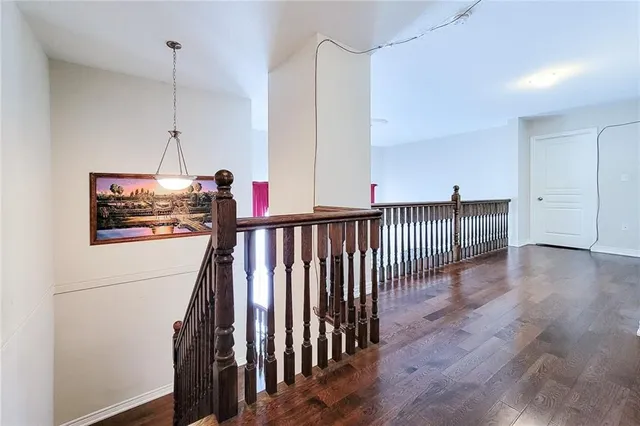 Additional image 38 of 35 KEYSTONE Cres