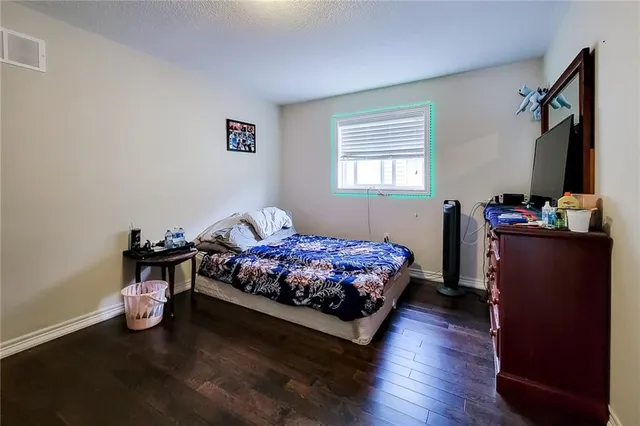 Additional image 41 of 35 KEYSTONE Cres