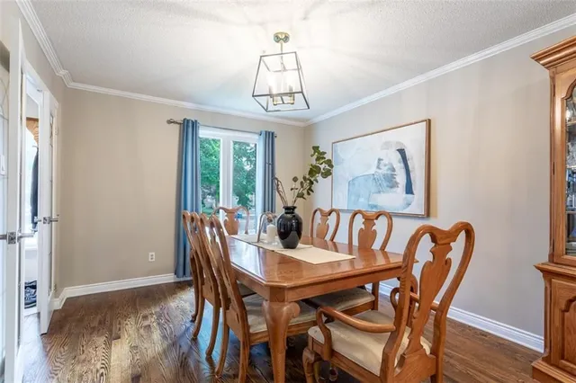 Additional image 15 of 48 KARSH Cres