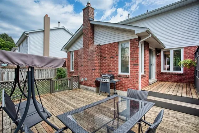 Additional image 39 of 48 KARSH Cres