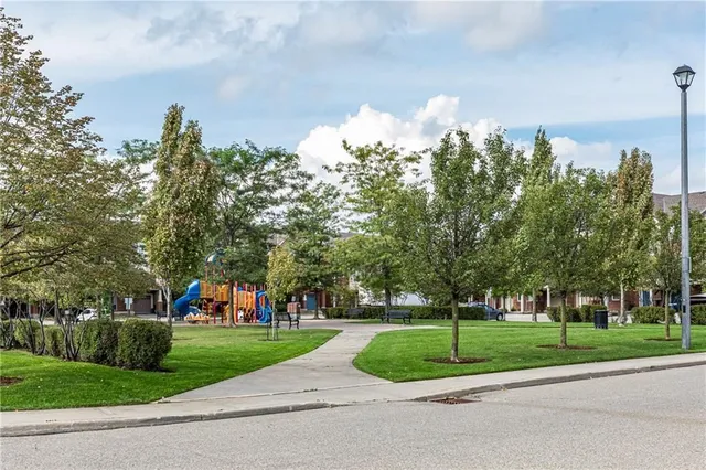 Additional image 9 of 3070 ROTARY Way Unit 122