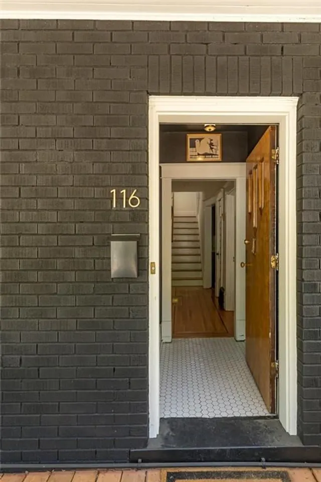Additional property image - 116 VICTORIA St