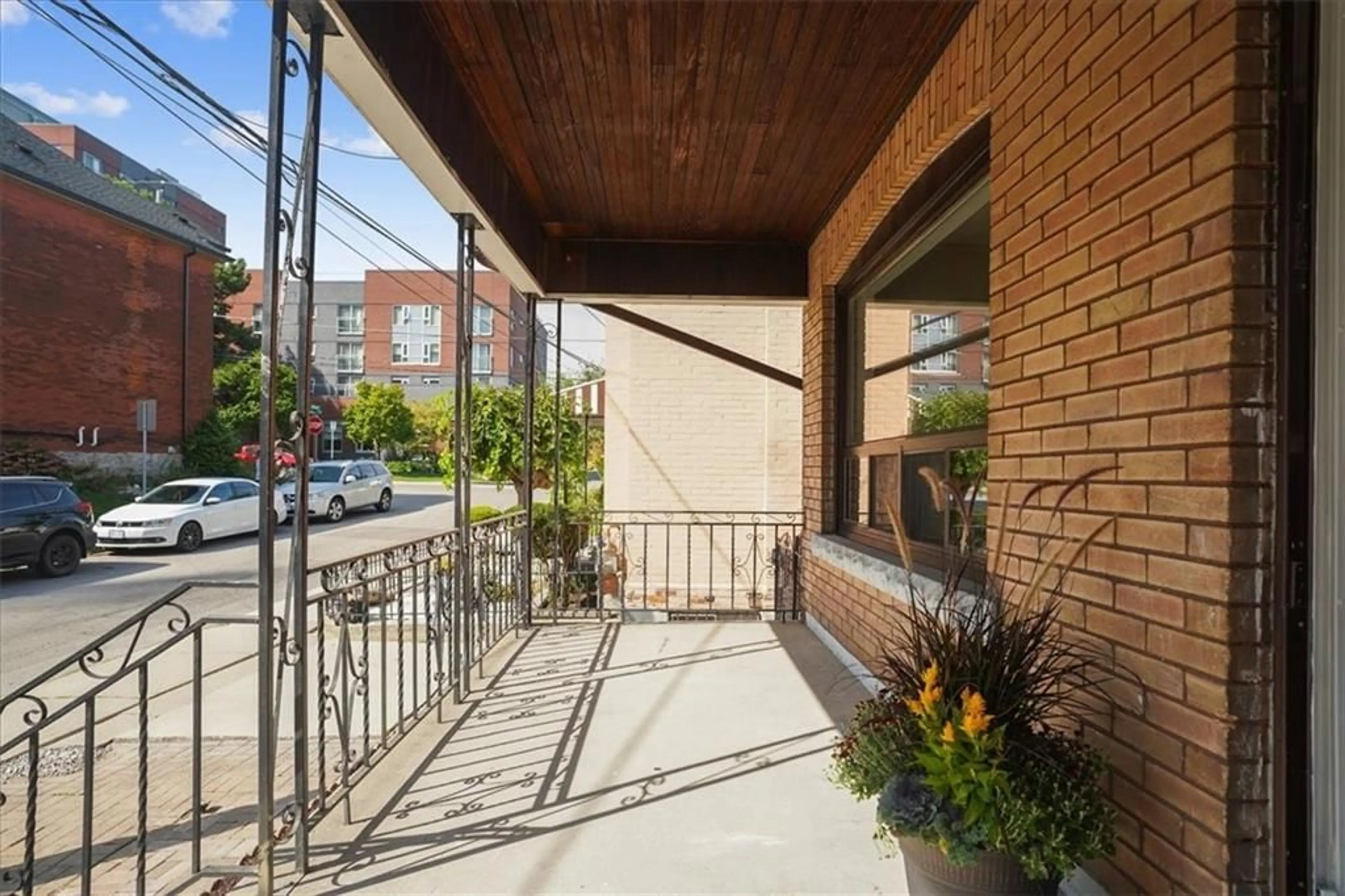 Patio for 234 MARKET St, Hamilton Ontario L8R 1P2